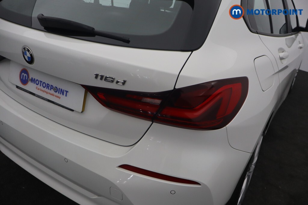 BMW 1 Series 1.5 118I M Sport Hatchback Dct Euro 6 Black #11