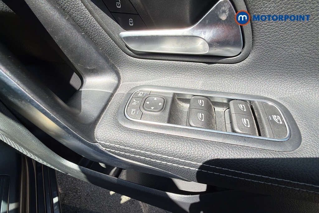 Mercedes-Benz A Class 1.3 A200 Sport Saloon Euro 6 S Silver #17