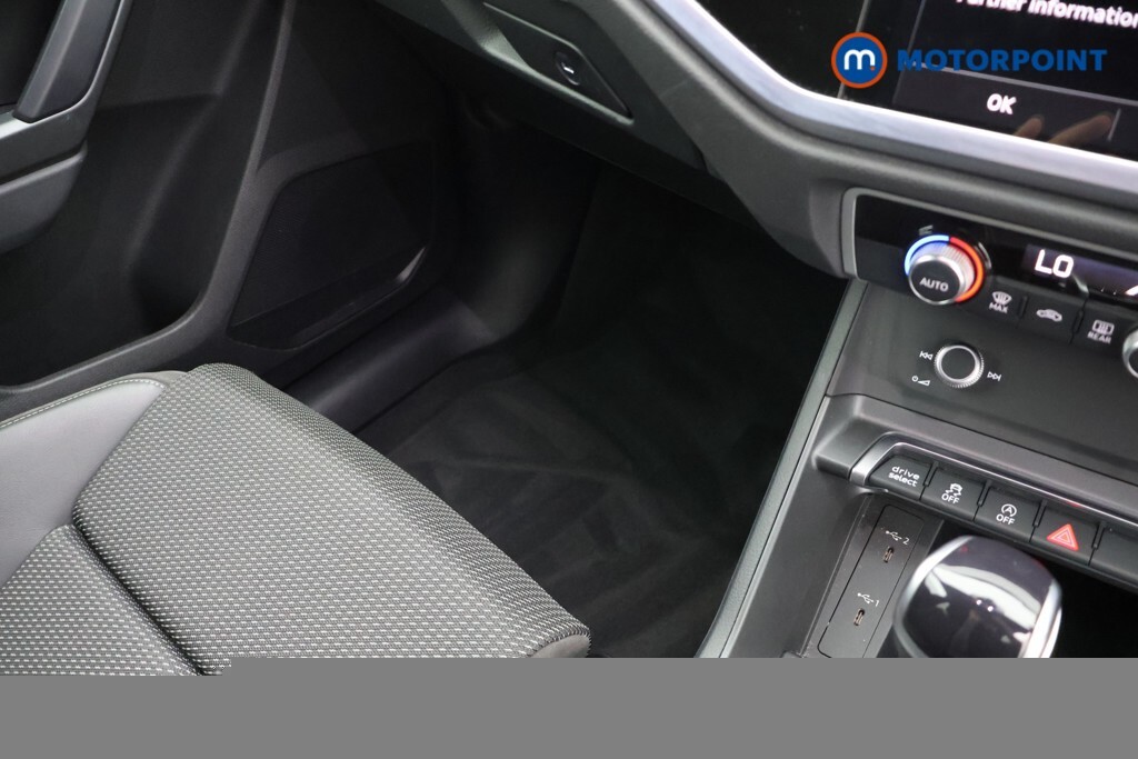 Audi Q3 Audi Estate 35 Tfsi Sport S Tronic Comfortso Grey #19