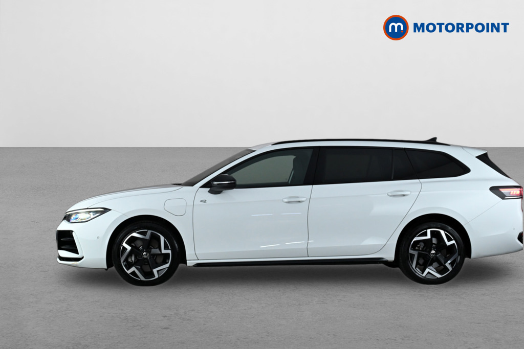 Volkswagen Passat 1.5 Tsi Ehybrid 272 R-line Dsg RK25VFR White #4