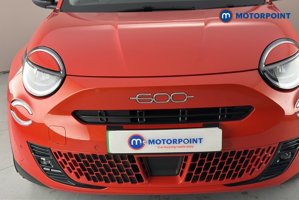 Fiat 600e New Fiat 600E La Prima 54Kwh 154Hp #36