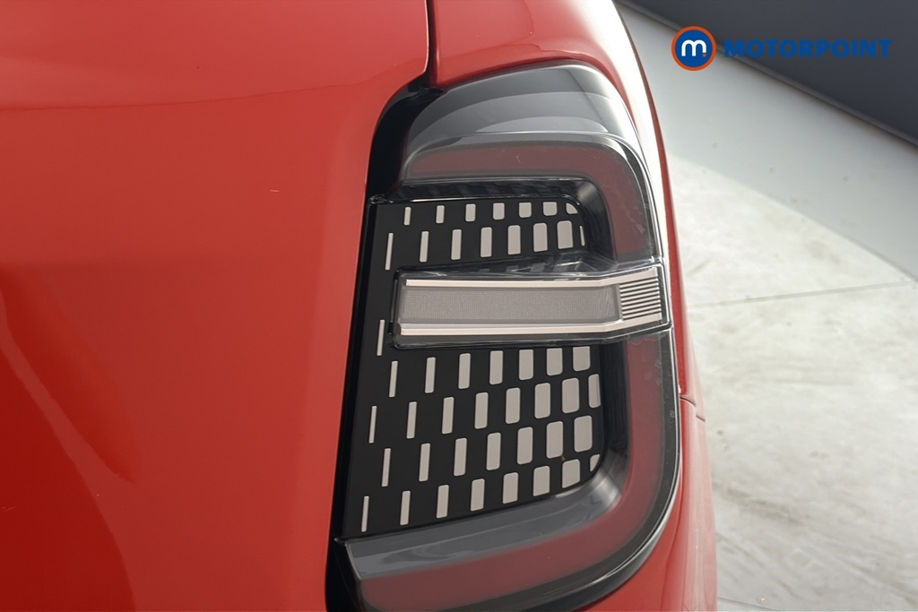 Fiat 600e New Fiat 600E La Prima 54Kwh 154Hp #31