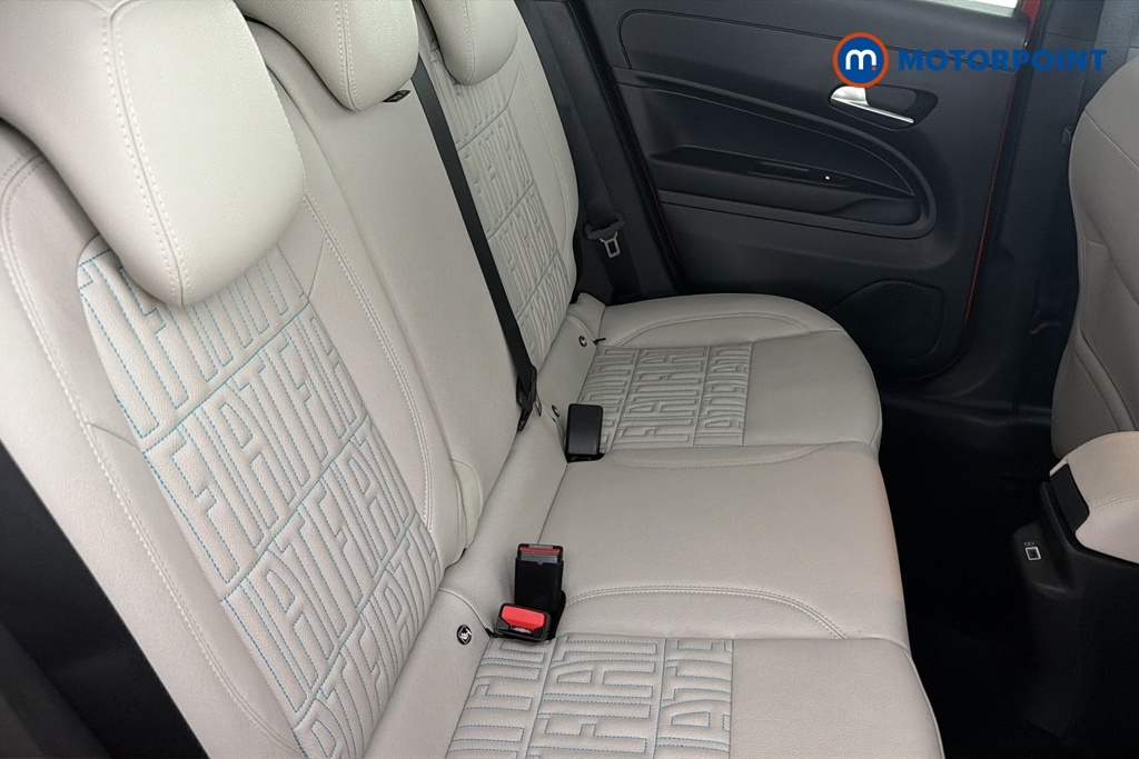 Fiat 600e New Fiat 600E La Prima 54Kwh 154Hp #27