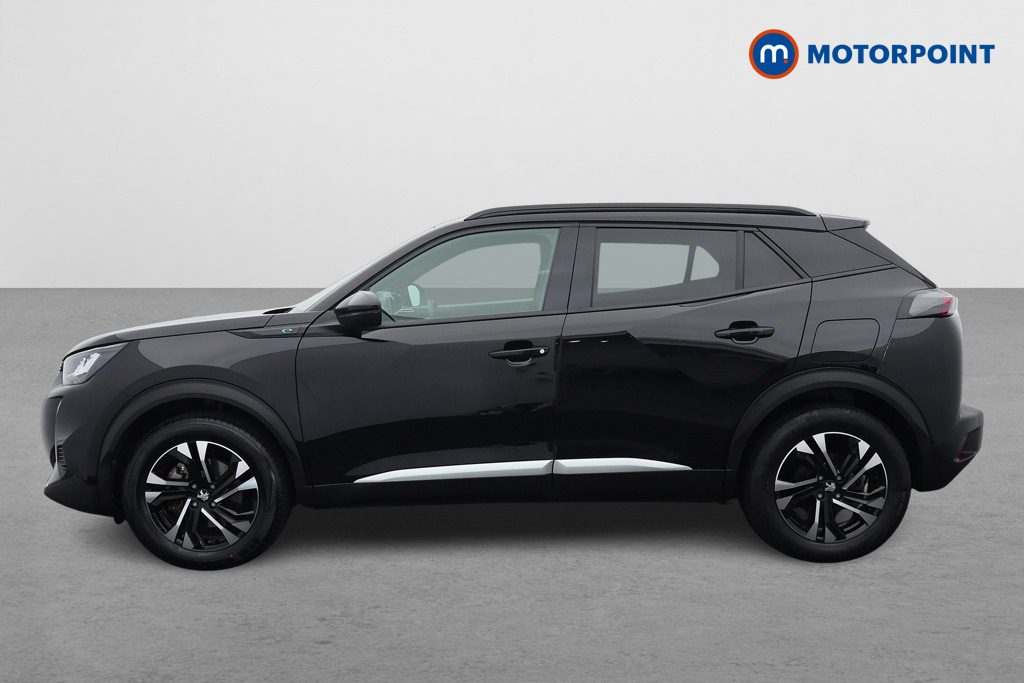 Peugeot e-2008 100Kw Allure Premium-plus 50Kwh AMZ9951 Black #4