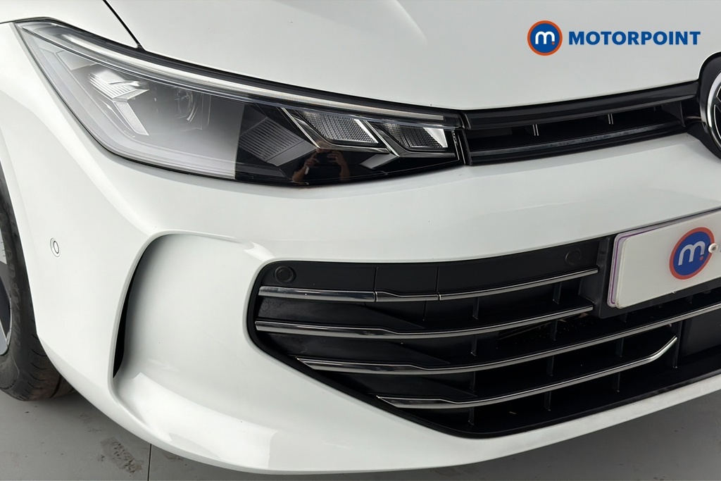 Volkswagen Passat 1.5 Etsi Mhev Life Estate Hybrid Dsg Eu Silver #35