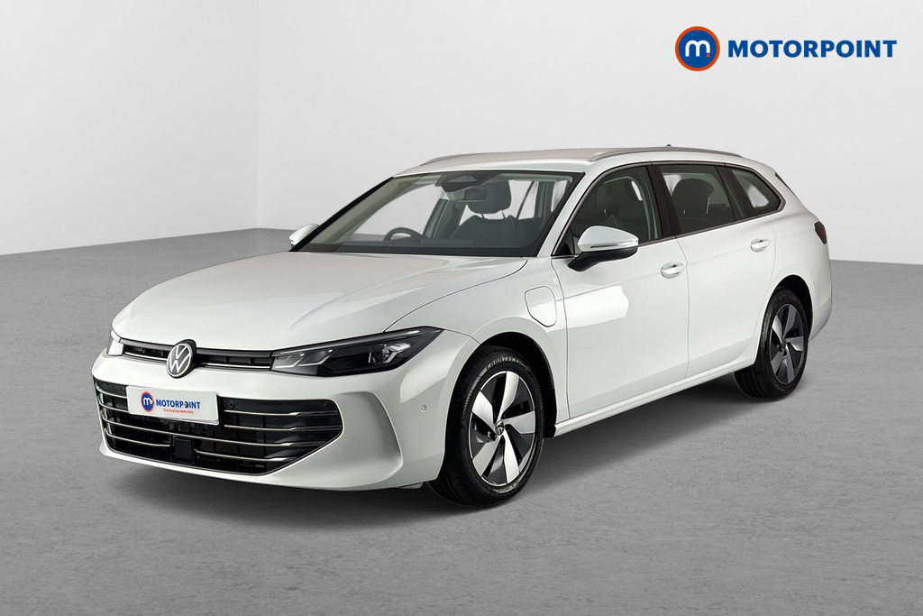 Volkswagen Passat 1.5 Tsi Ehybrid Life Dsg White #3