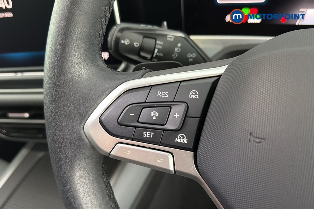 Volkswagen Passat 1.5 Etsi Mhev Life Estate Hybrid Dsg Eu Silver #12