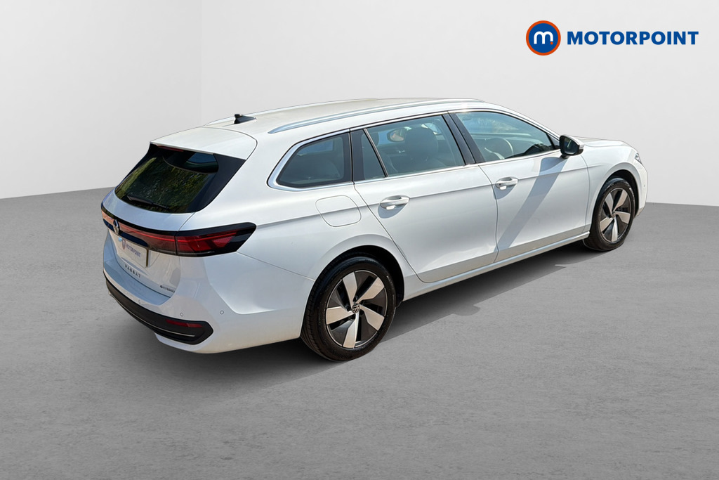 Volkswagen Passat 1.5 Tsi Ehybrid Life Dsg PE25WVL White #5