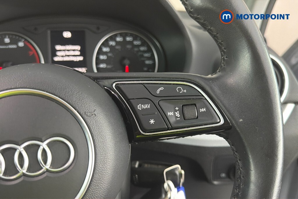 Audi Q2 Sport Blue #10