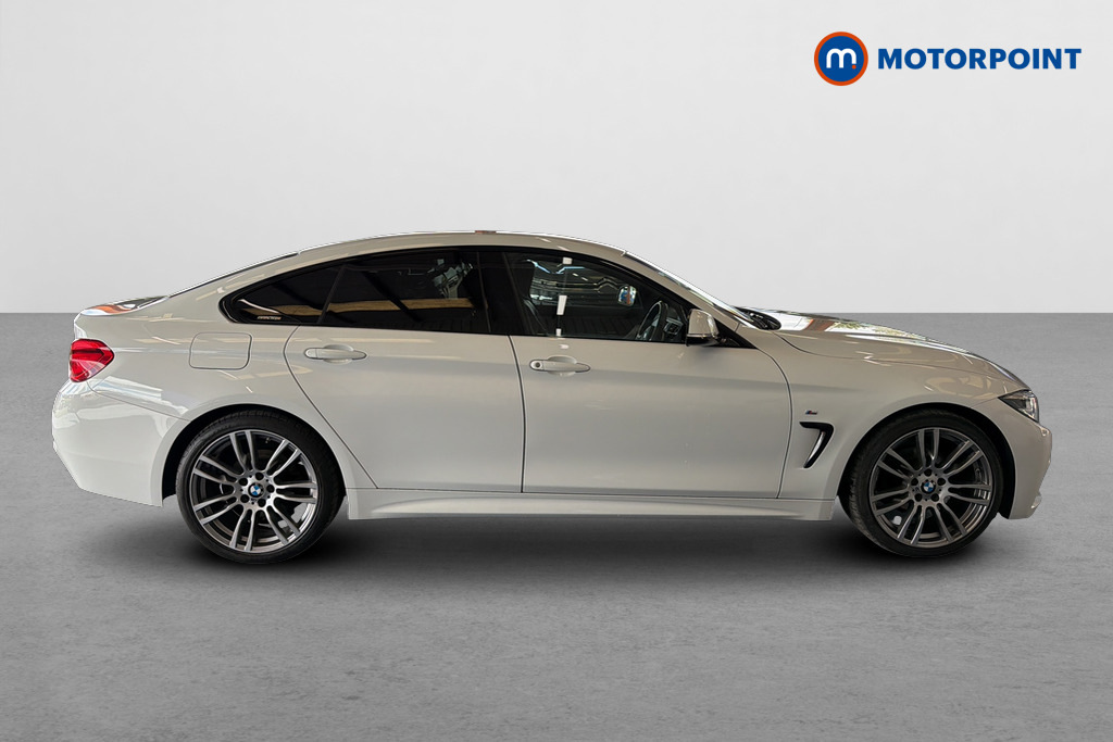 BMW 4 Series 420I M Sport Professional Media White #3