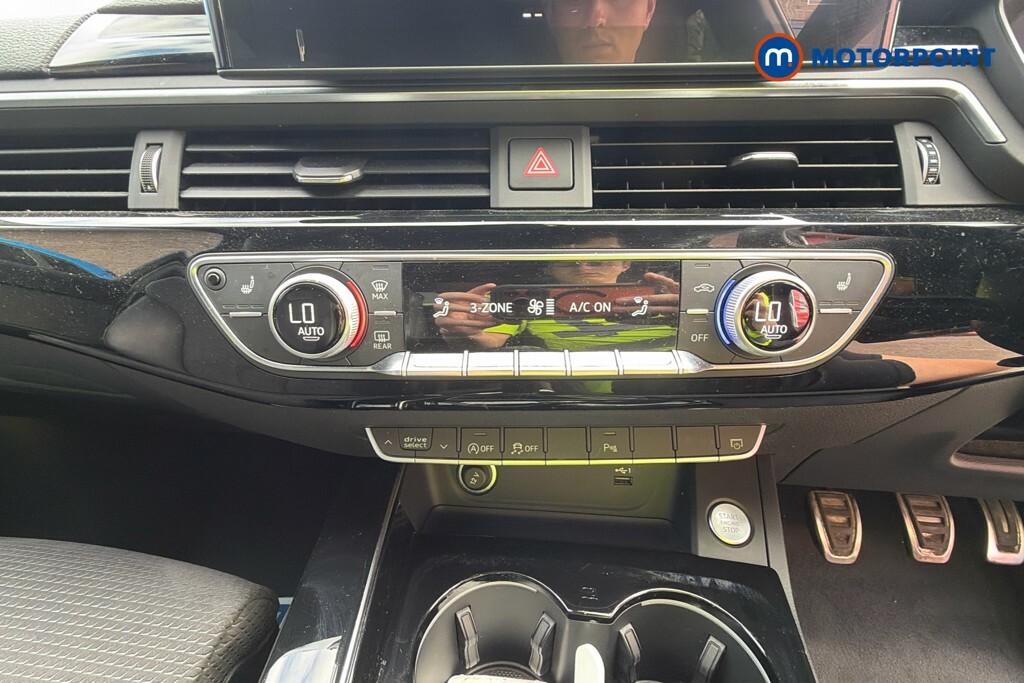 Audi A4 35 Tfsi Black Edition White #9