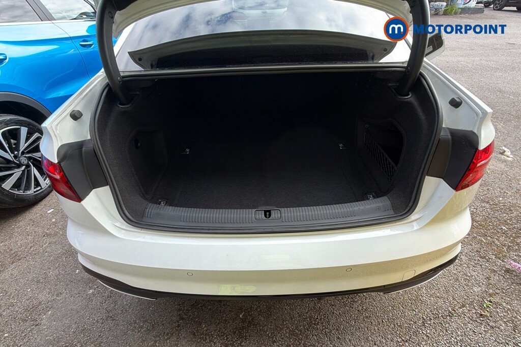 Audi A4 35 Tfsi Black Edition White #12