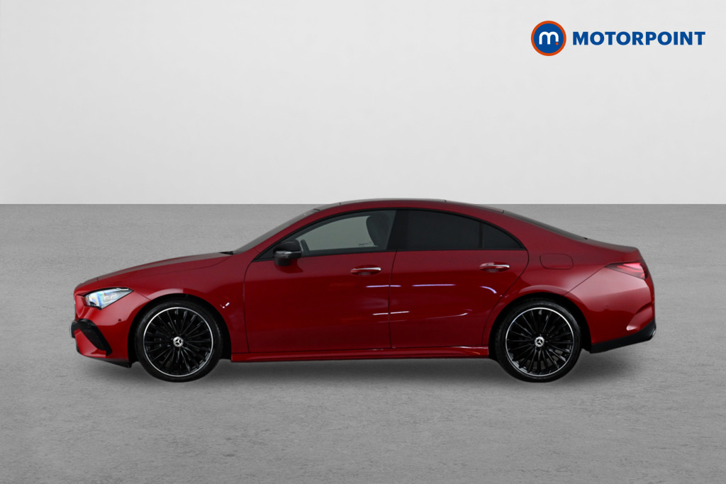 Mercedes-Benz CLA Class Cla 220D Amg Line Premium Plus Tip Red #4