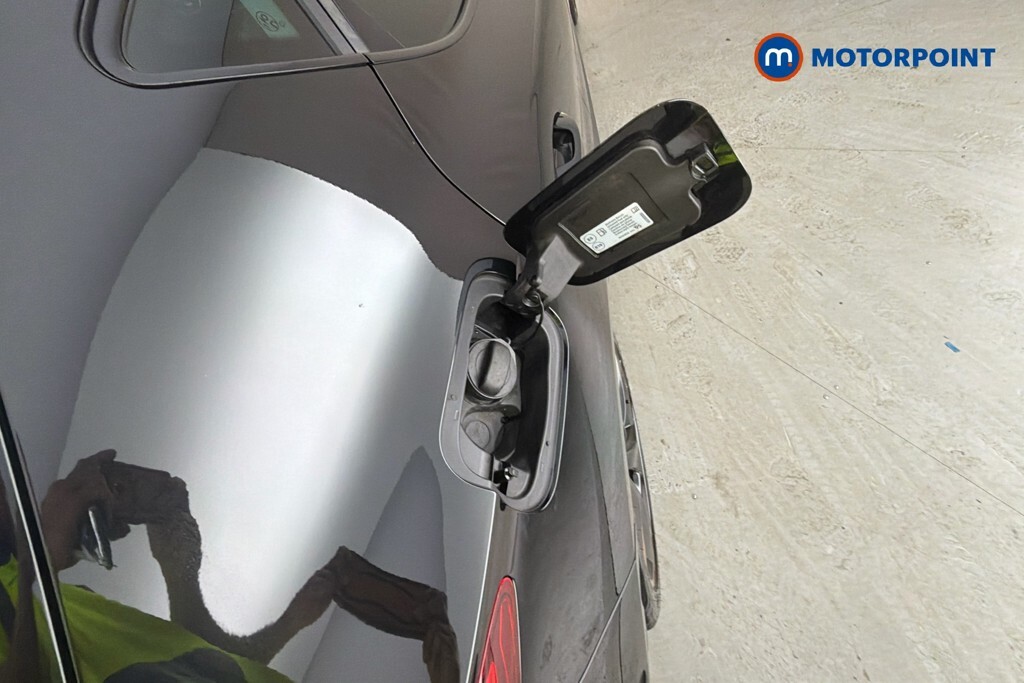 Cupra Leon V1 Design Edition 2.0 Tsi 190Ps Dsg White #39