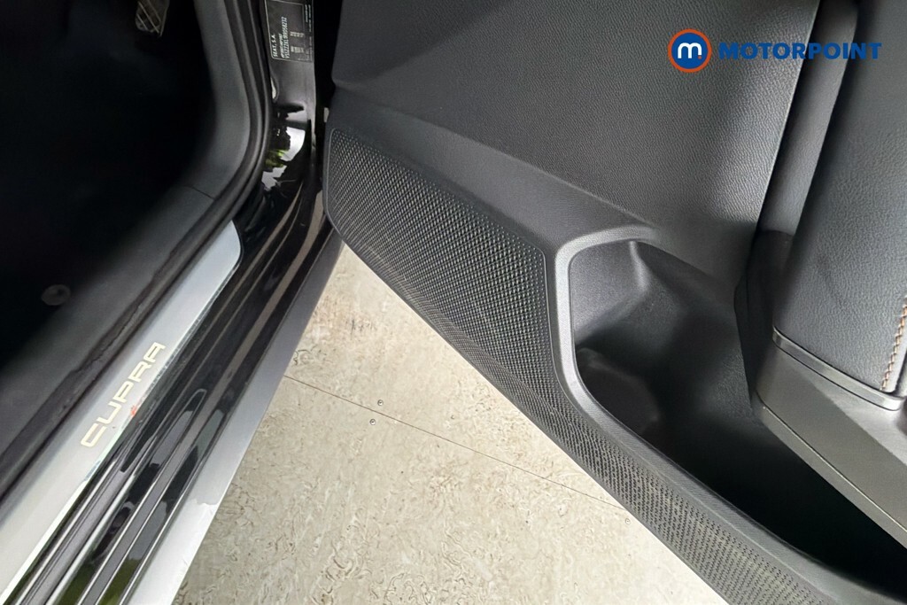 Cupra Leon V1 Design Edition 2.0 Tsi 190Ps Dsg White #26
