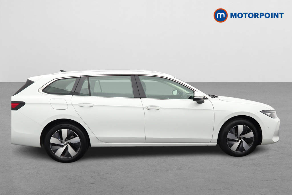 Volkswagen Passat 1.5 Tsi Ehybrid Life Dsg White #6