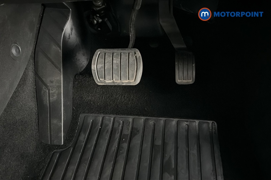 Fiat 600e Red Red #25
