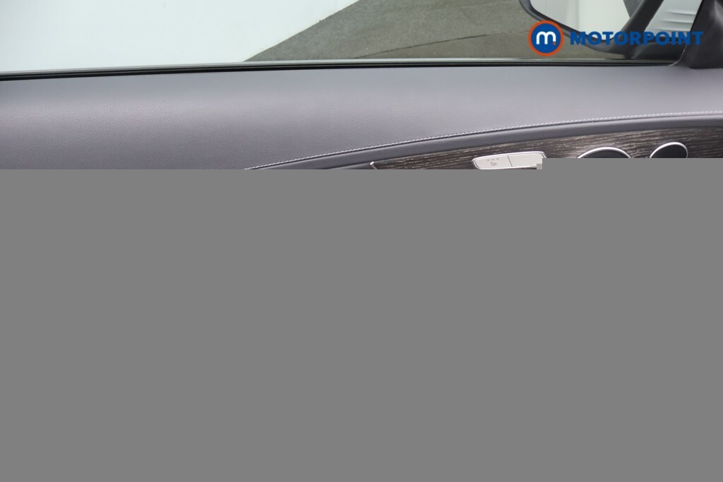 Mercedes-Benz C Class Automatic White #26