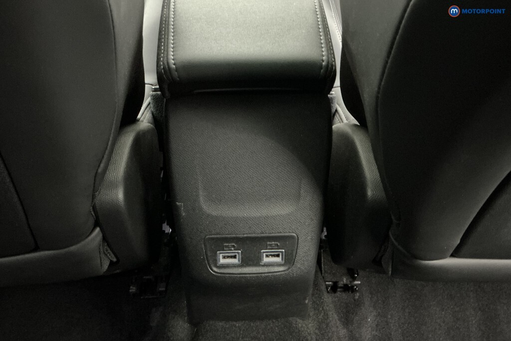 Peugeot 2008 Puretech Ss Active Black #17