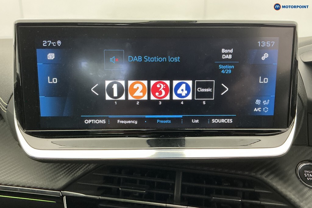 Peugeot 2008 Puretech Ss Active Black #9