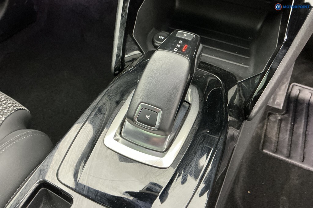 Peugeot 2008 Puretech Ss Active Black #21