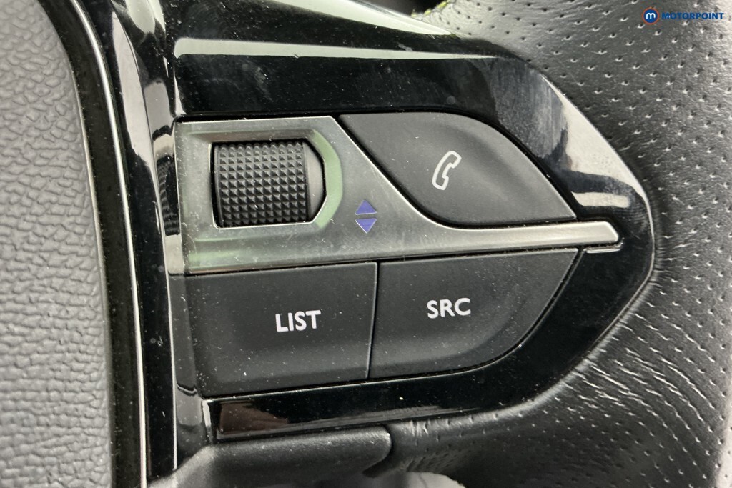 Peugeot 2008 Puretech Ss Active Black #27