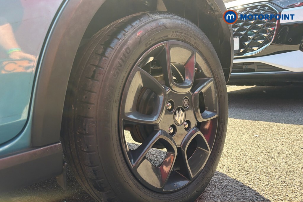 Suzuki Ignis Hatchback #23