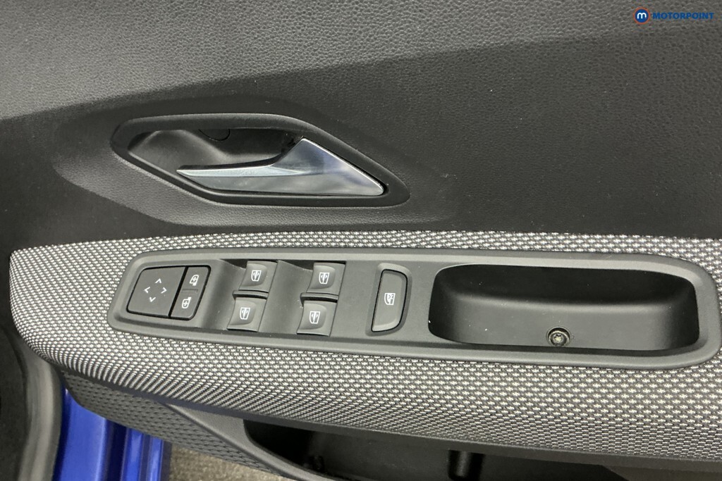 Dacia Sandero Essential Grey #32