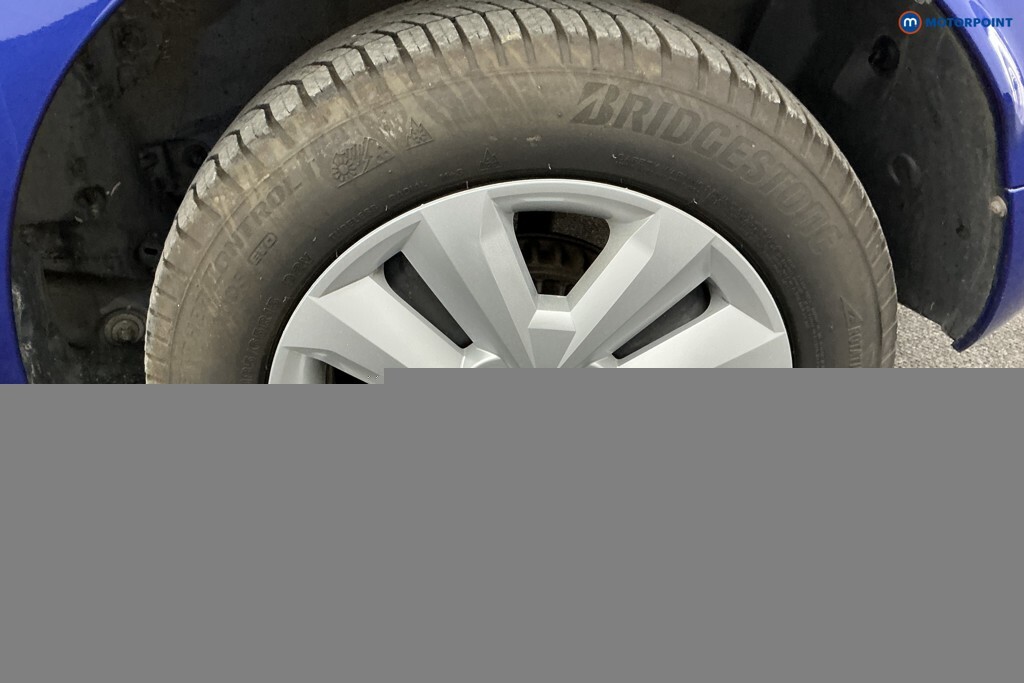Dacia Sandero Essential Grey #39