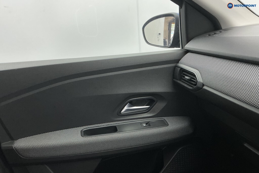 Dacia Sandero Essential Grey #27