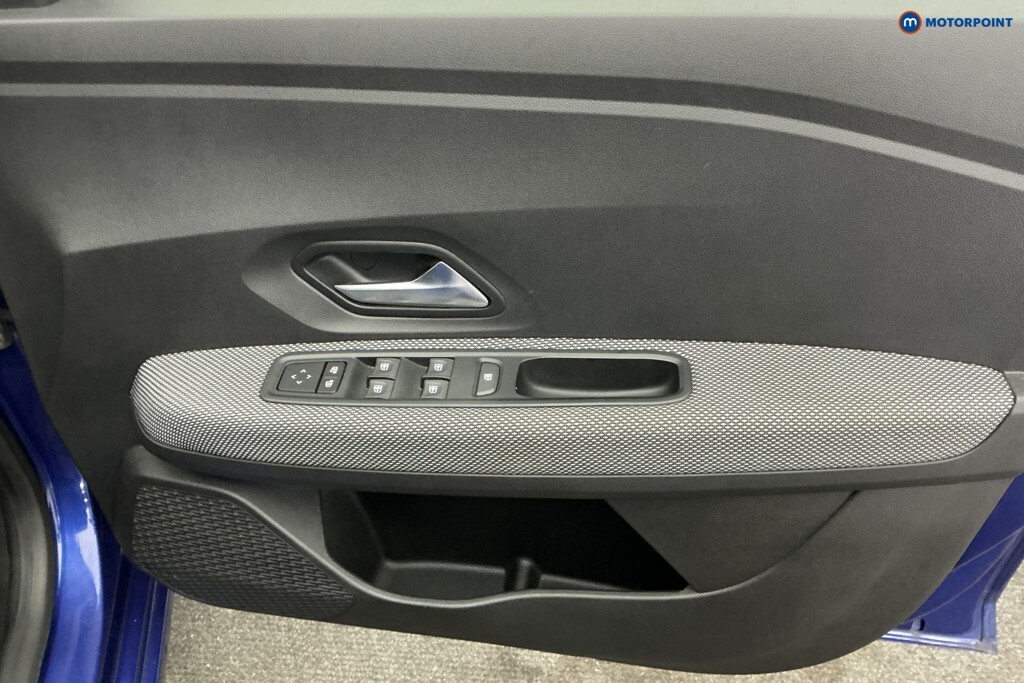Dacia Sandero Essential Grey #31