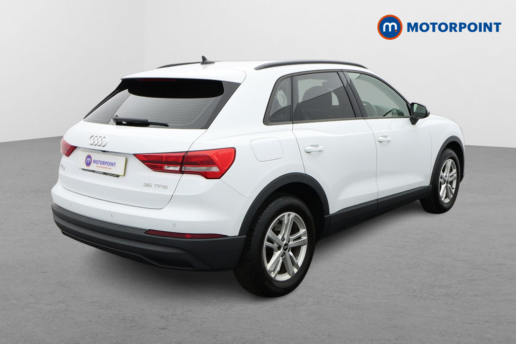 Audi Q3 35 Tfsi Technik S Tronic Comfort-plussound Pa YK22ZNX White #4