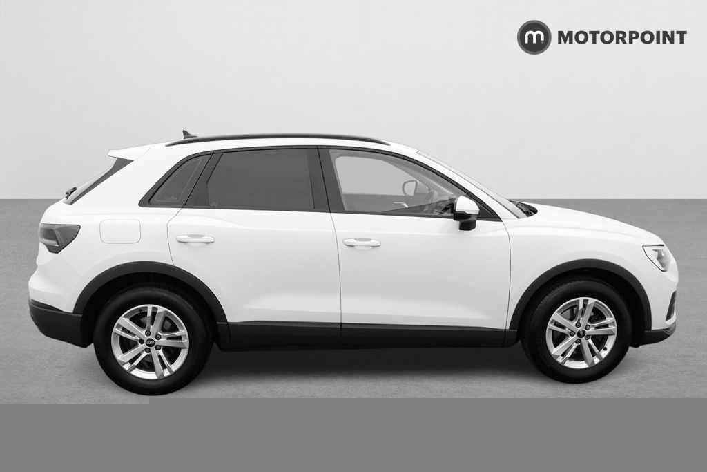 Audi Q3 35 Tfsi Technik S Tronic Comfort-plussound Pa YK22ZNX White #5