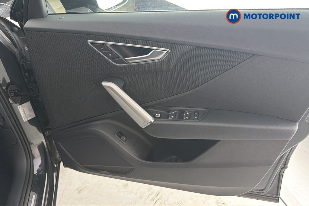 Audi Q2 Tfsi Cod S Line Grey #18
