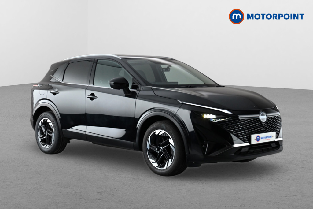 Nissan Qashqai 1.3 Dig-t Mh 158 N-connecta Xtronic Black