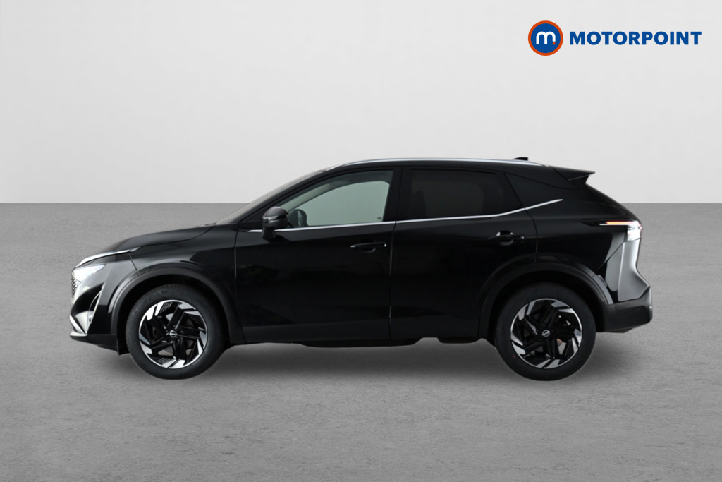 Nissan Qashqai 1.3 Dig-t Mh 158 N-connecta Xtronic DP24ZRZ Black #4