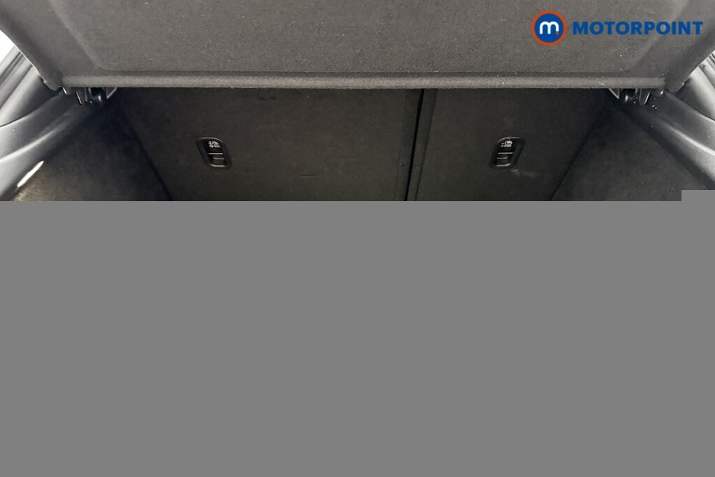 Mazda 3 Exclusive-line Grey #25