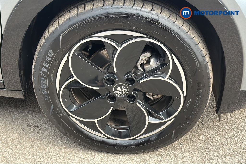 Alfa Romeo Junior Tb Ibrida Dct Green #32