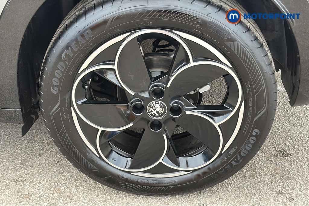 Alfa Romeo Junior Tb Ibrida Dct Green #30