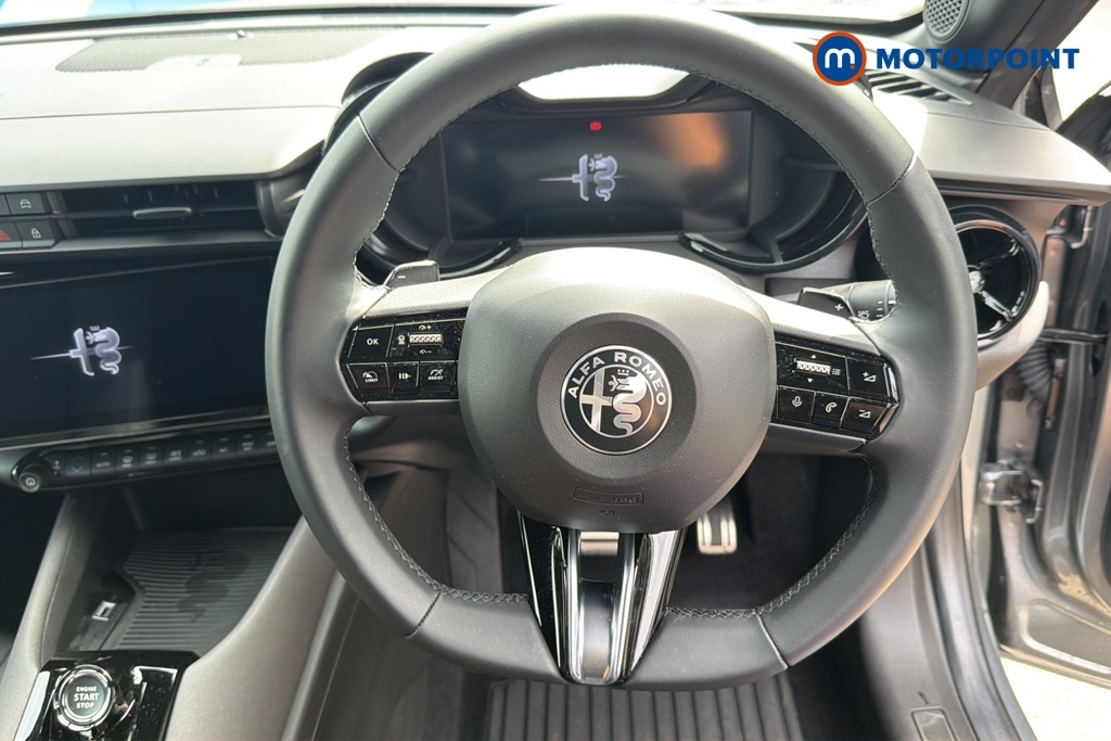 Alfa Romeo Junior Tb Ibrida Dct Green #10
