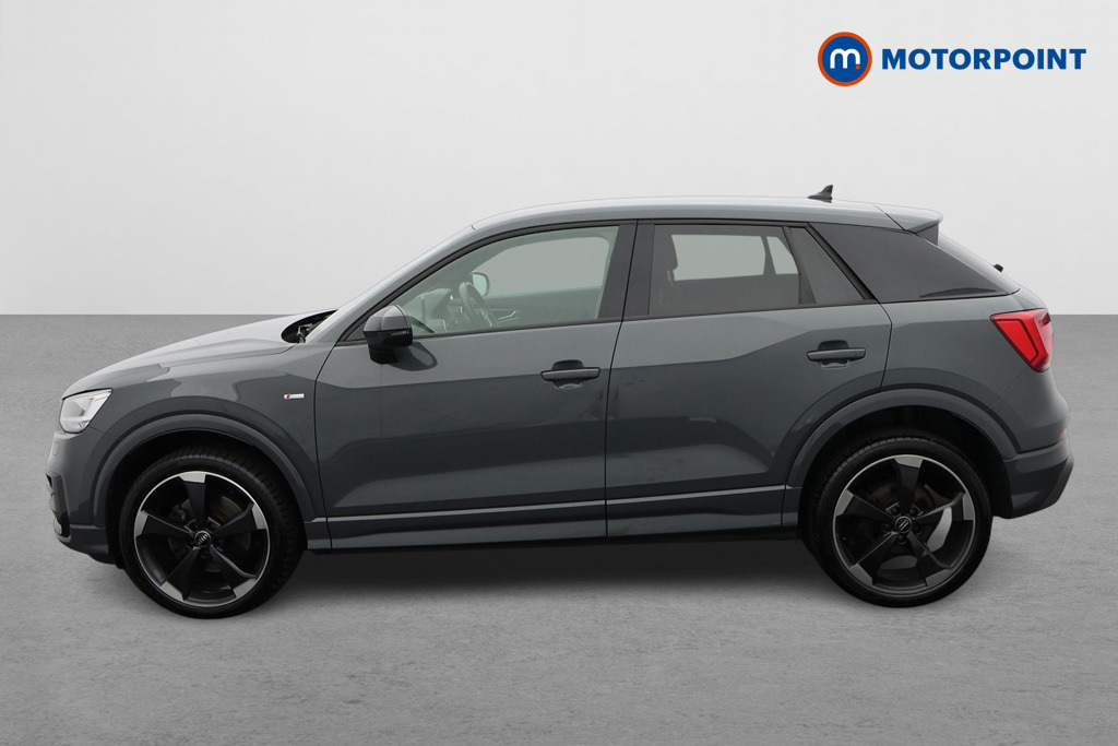 Audi Q2 40 Tfsi Quattro Black Edition S Tronic Grey #4