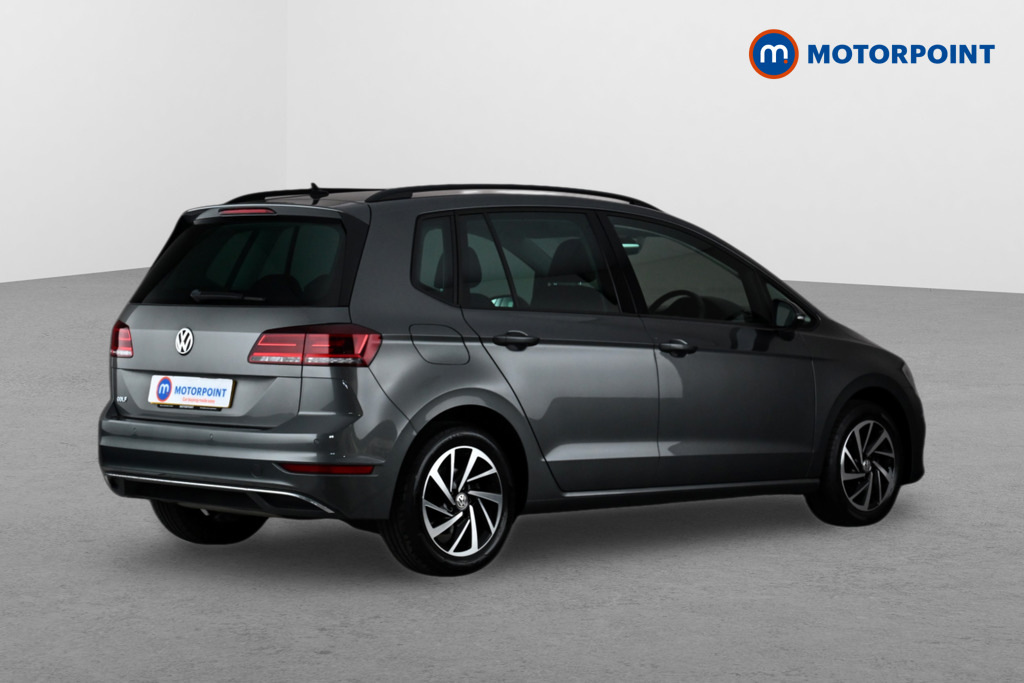 Volkswagen Golf SV Match Silver #7