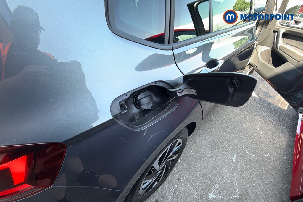 Volkswagen Golf SV Match Silver #20