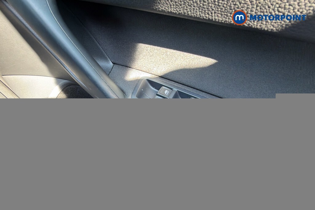 Volkswagen Golf SV Match Silver #17