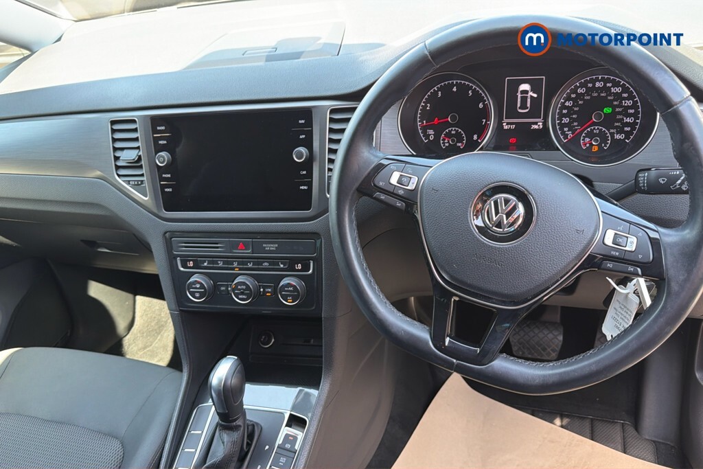 Volkswagen Golf SV Match Silver #10