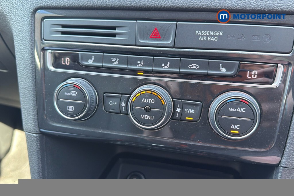 Volkswagen Golf SV Match Silver #14