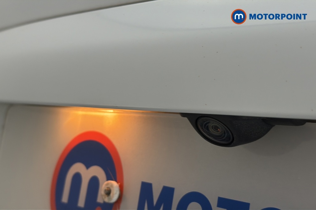 Ford Ecosport Hatchback White #21