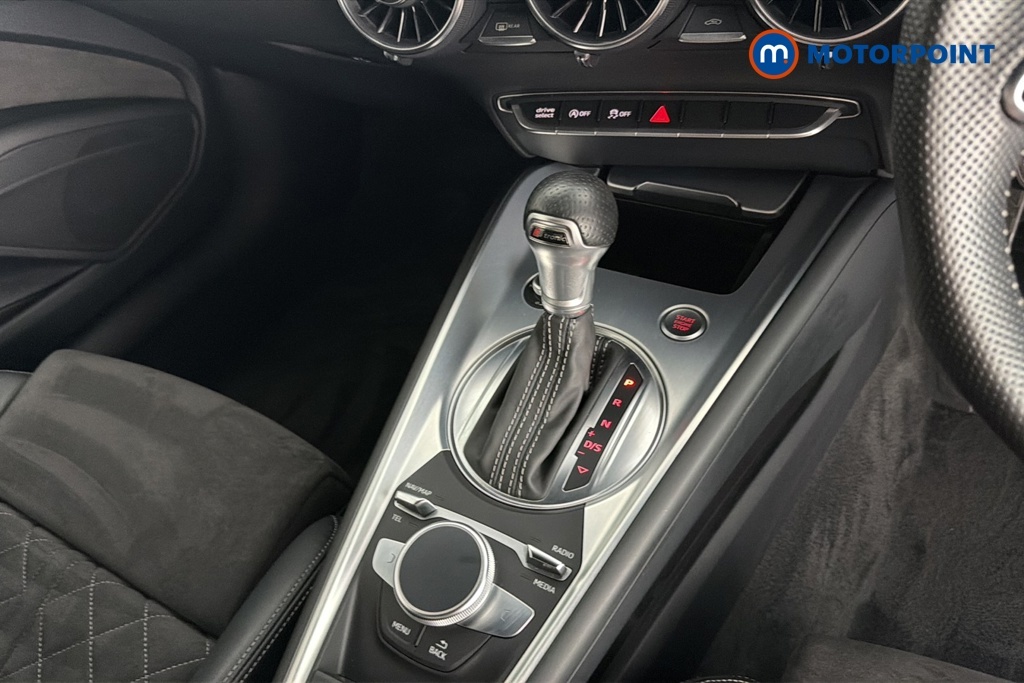 Audi TT Sport Black #15