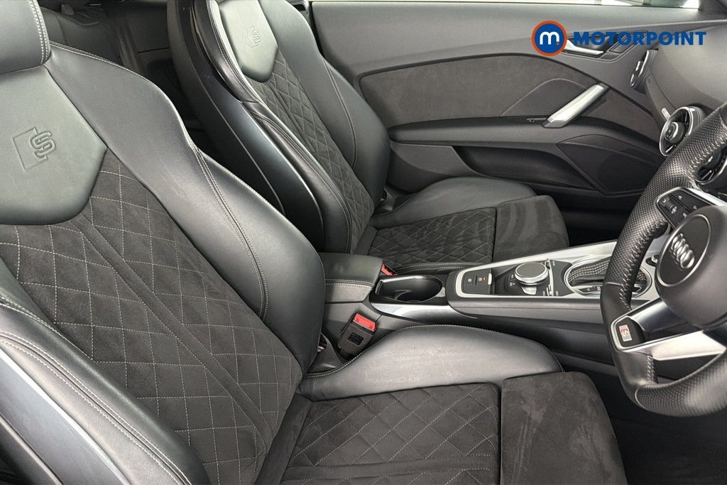 Audi TT Sport Black #19