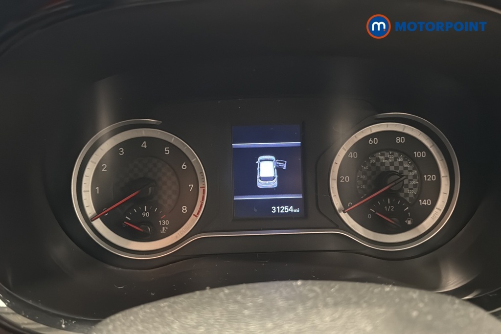 Hyundai I10 Hatchback Green #13